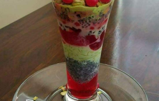 Pistachios Raspberry Falooda