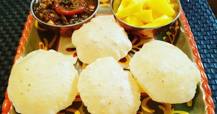 Dinner Platter: Poori with Channa Masala and Mangoes